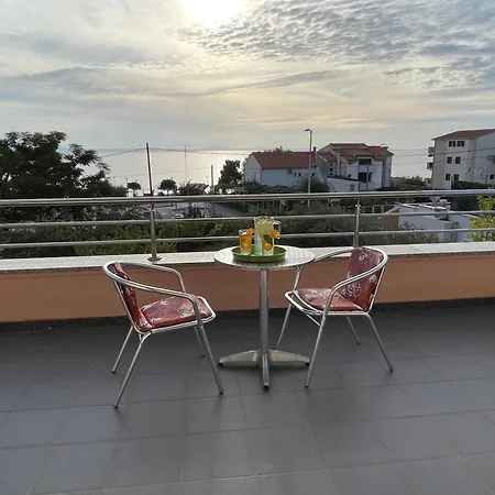 Beachview * Podstrana