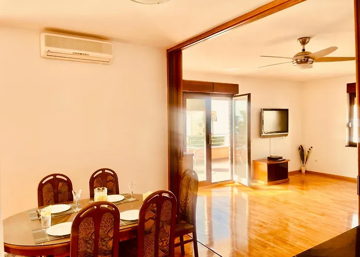 شقة Beachview بودْسْتغانا